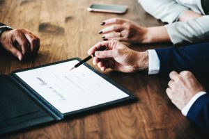 Lire la suite à propos de l’article Droits successoraux : le conjoint survivant recueille désormais la pleine propriété immobilière